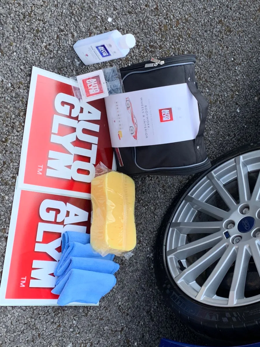 Ultimate car cleaning sets and gift sets - Image 4
