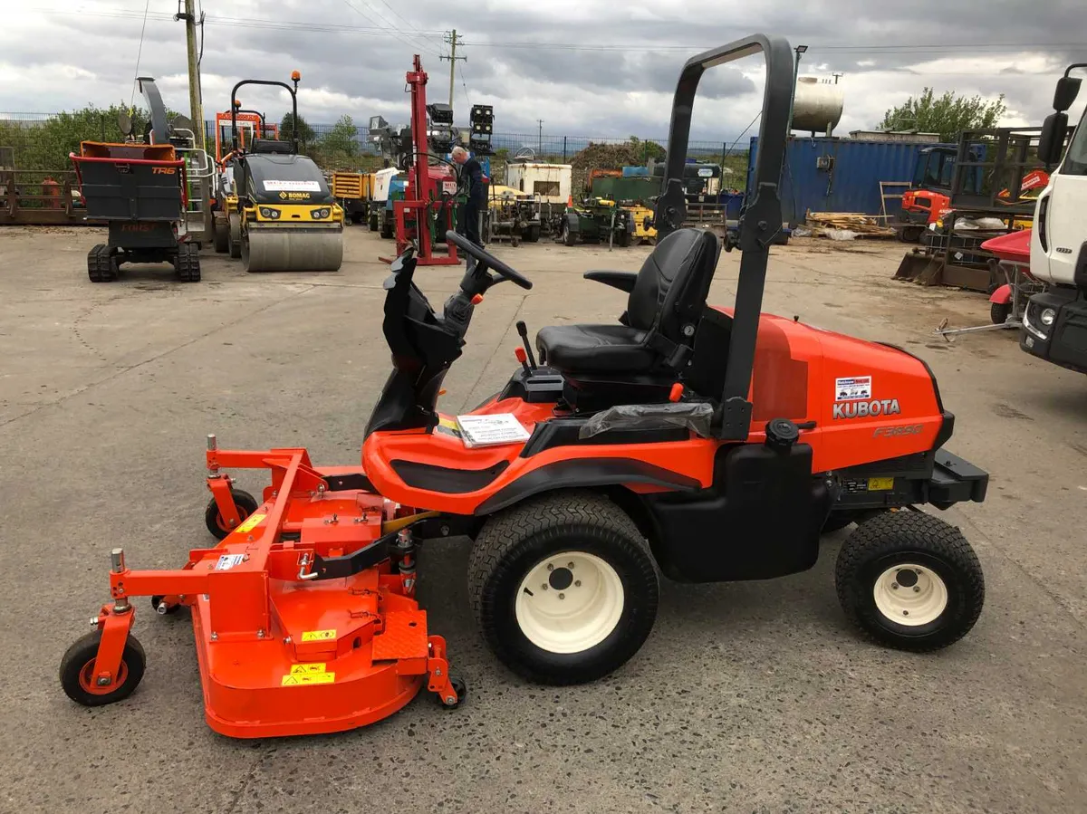 HUGE RANGE OF NEW AND USED KUBOTA MOWERS - Image 3