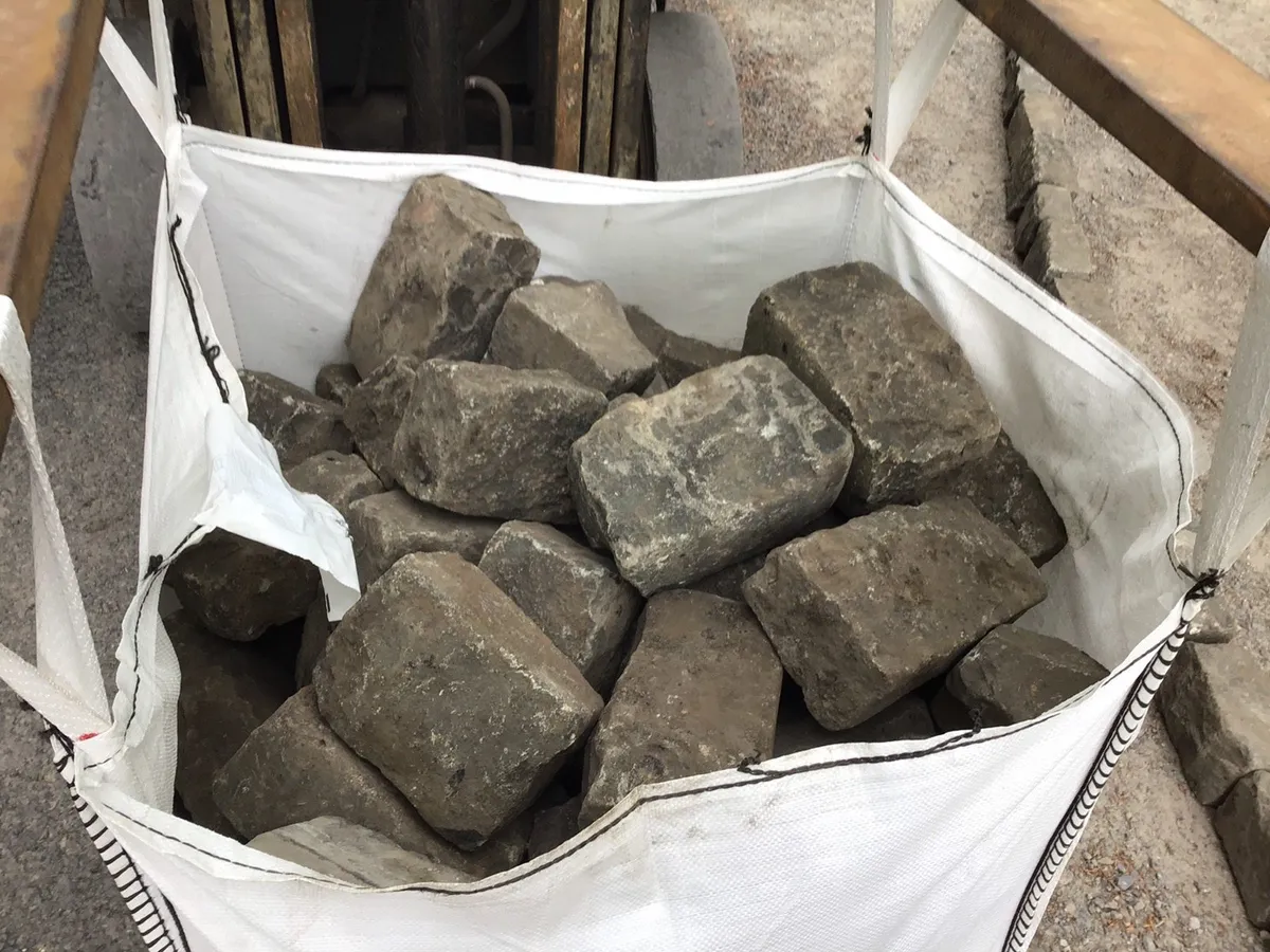 Salvage 6" Grey , Black or Brown Driveway Kerbs - Image 3