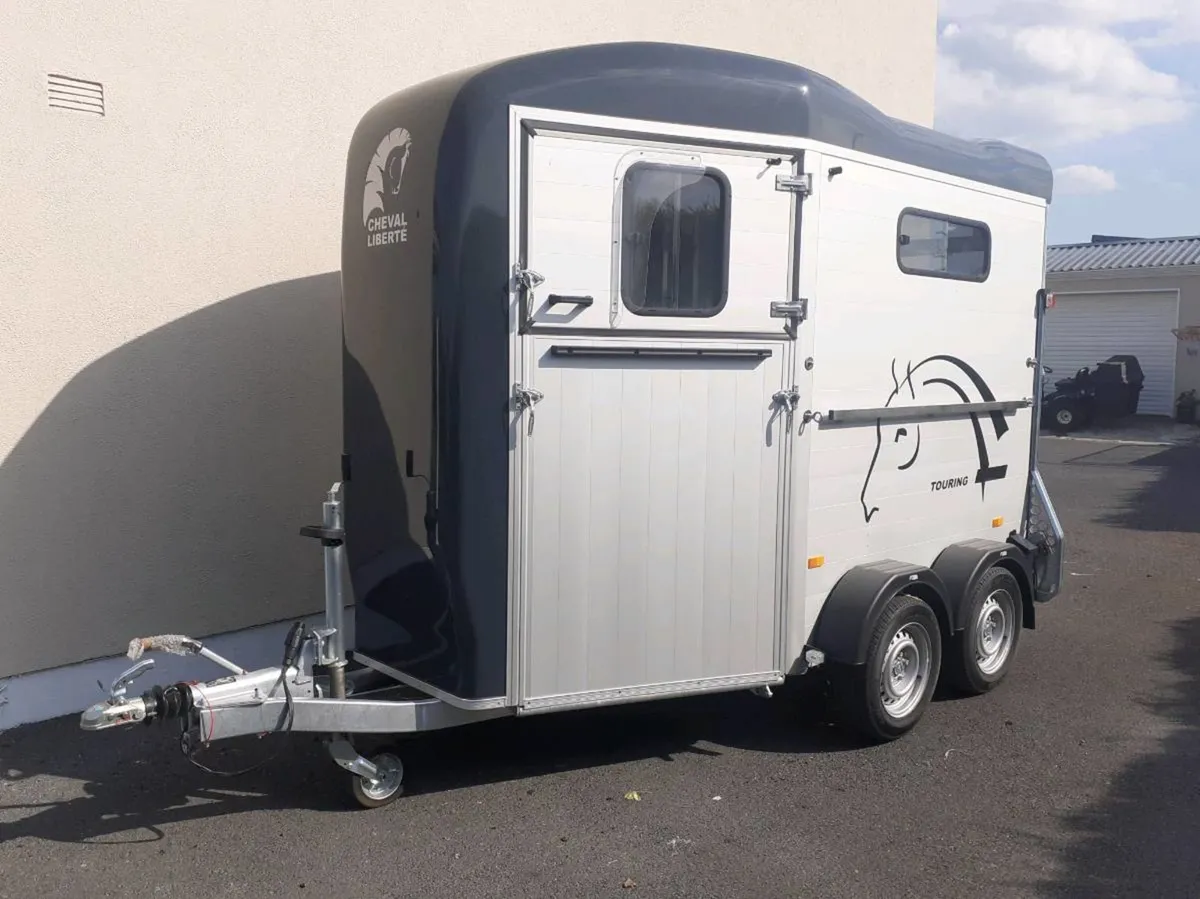 New cheval liberte horse box - Image 1