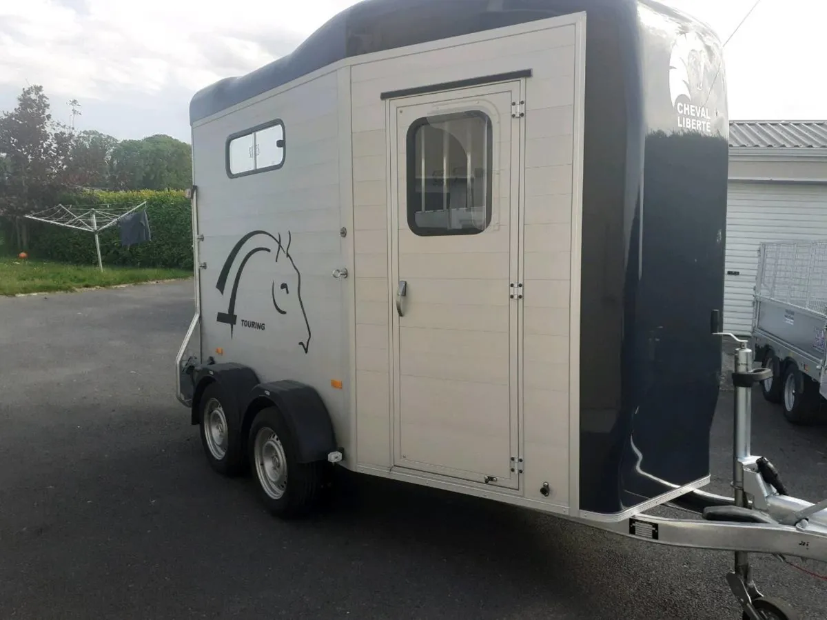 New cheval liberte horse box - Image 3