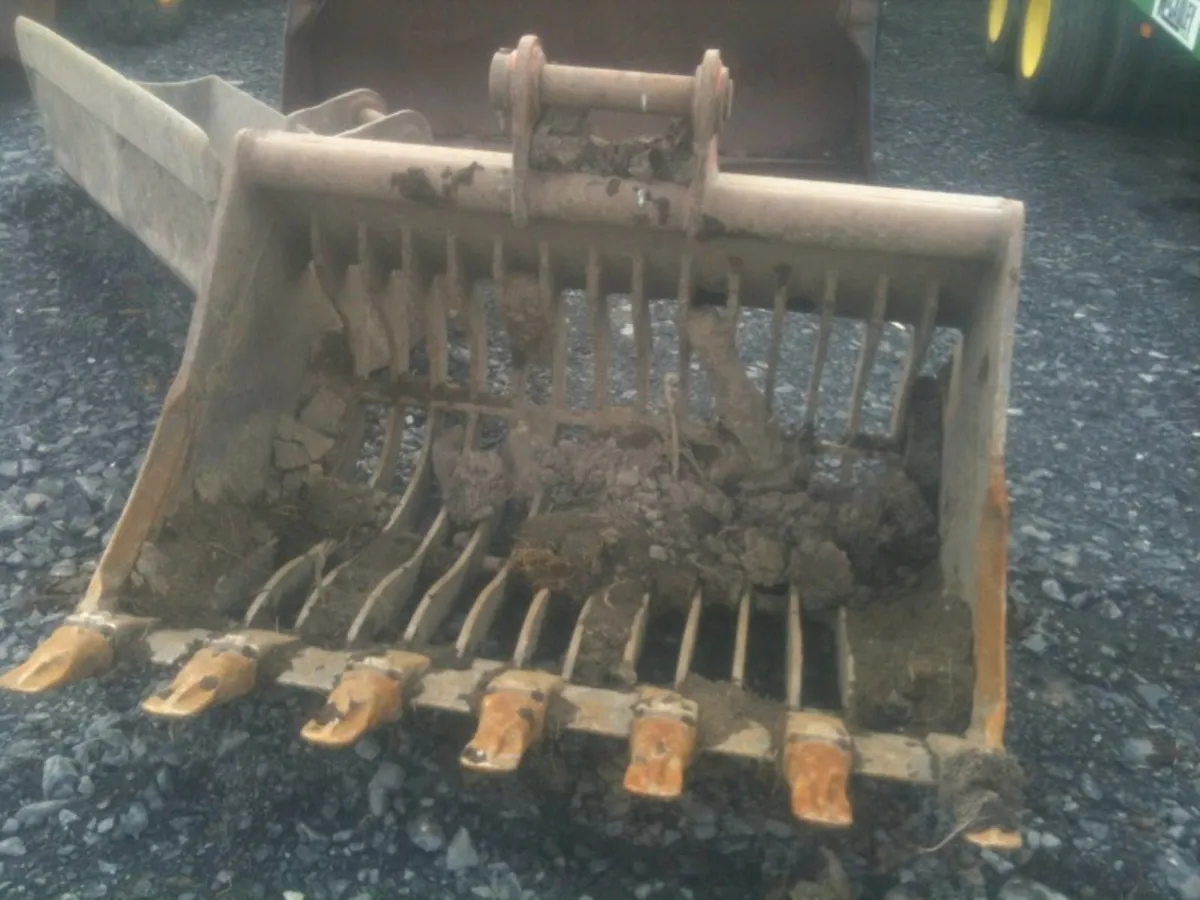 Machinery Buckets - Image 3