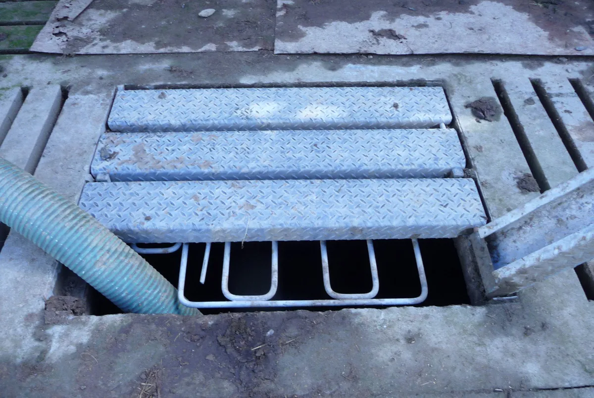 NEW replacement Slurry Tank agitation covers - Image 4