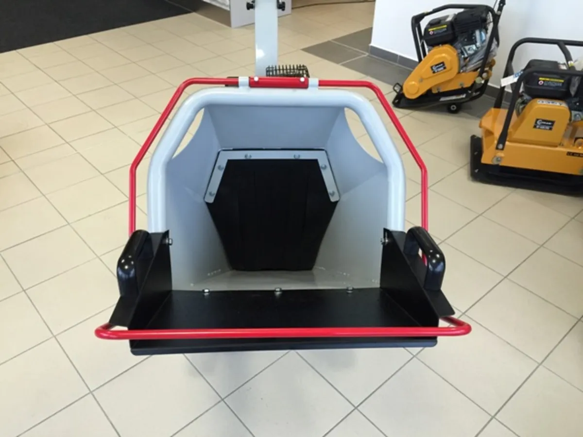 Lumag HC10 Rambo Woodchipper - Image 3