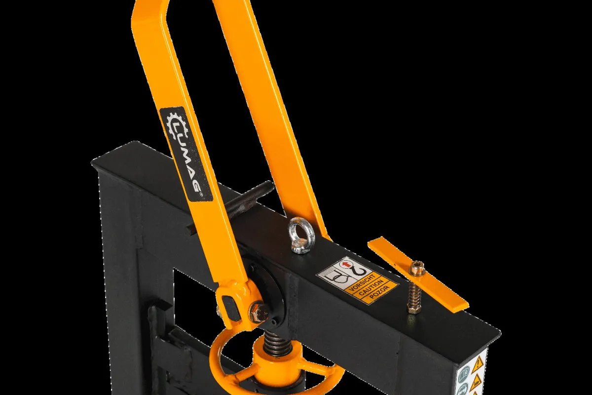 LUMAG  LST 33/14 bricks/block cutter - Image 3