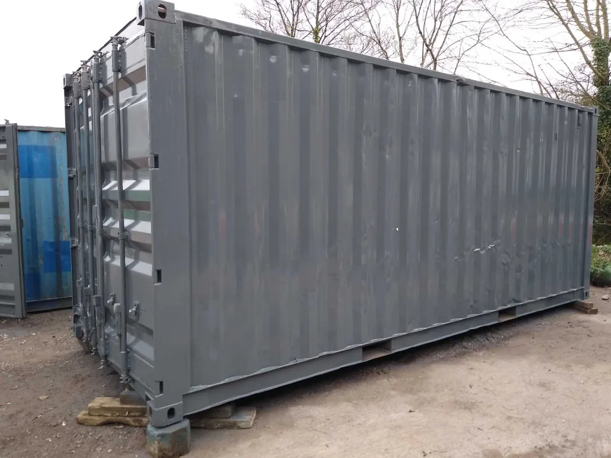 Containers 20 ft and 40 Ft for Storage - Image 2