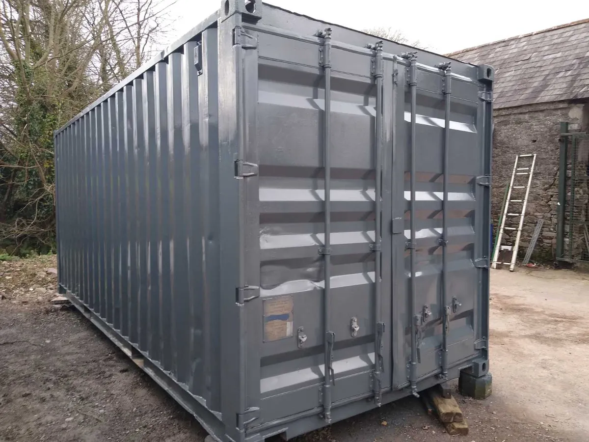 Containers 20 ft and 40 Ft for Storage - Image 4