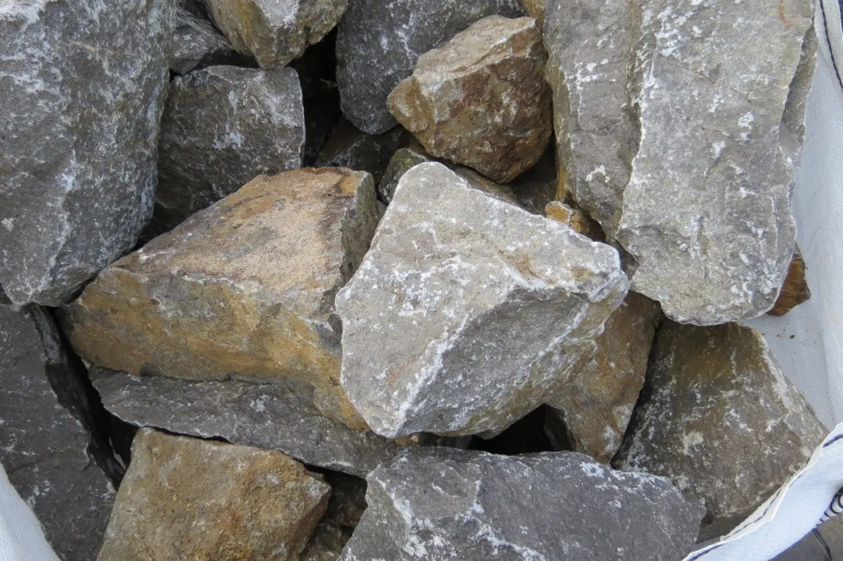 Building Limestone - Image 3