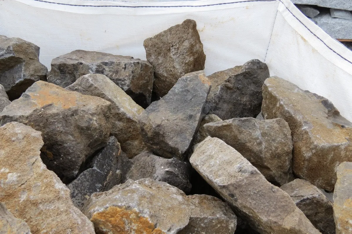 Building Limestone - Image 4