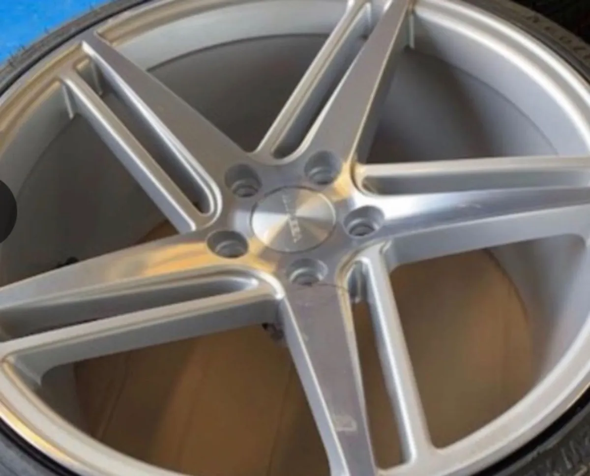 18” Veeman vfs31 - Image 1