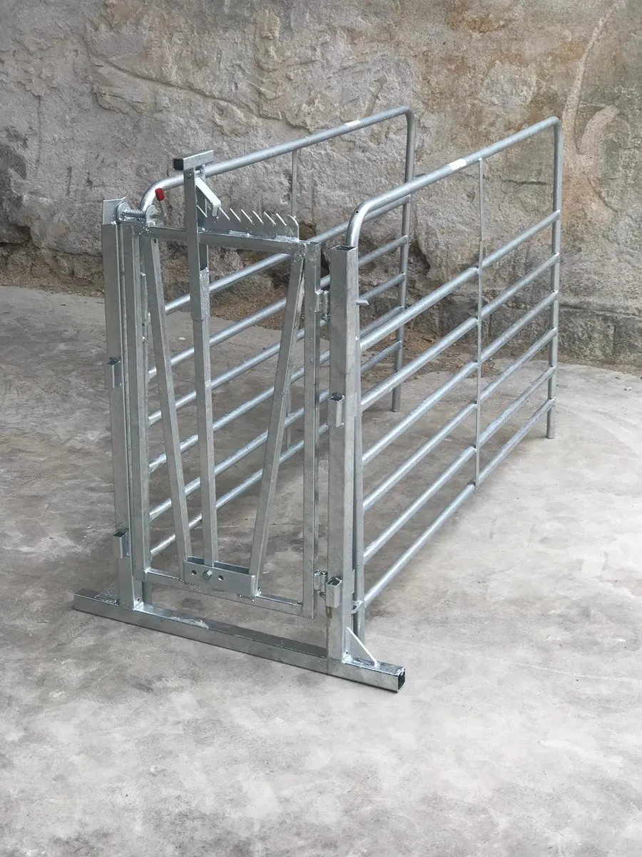 ALL TYPES OF SHEEP PENNING AND HAYRACKS - Image 3