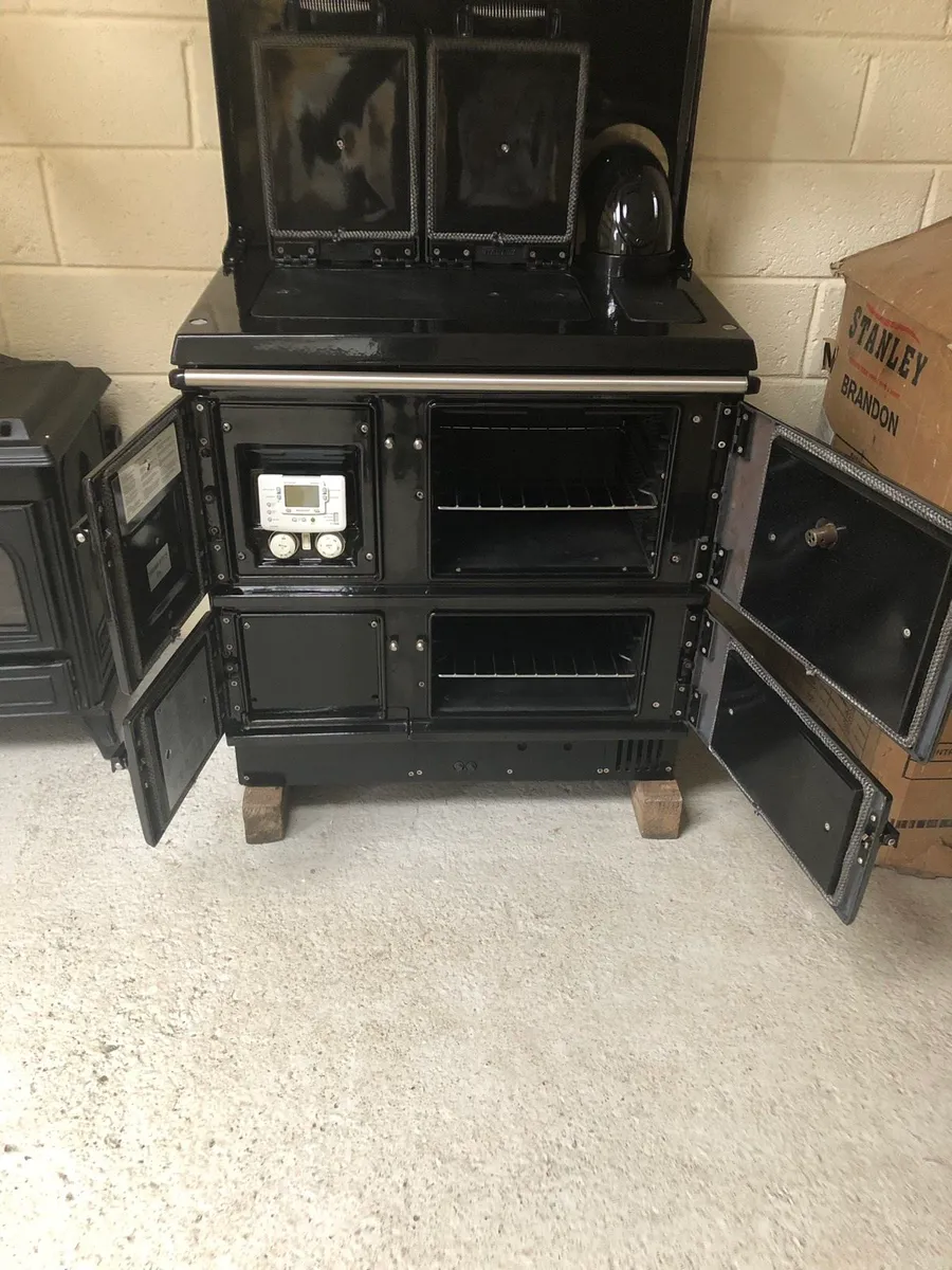 Stanley Brandon twin burner oil cooker 100k - Image 2