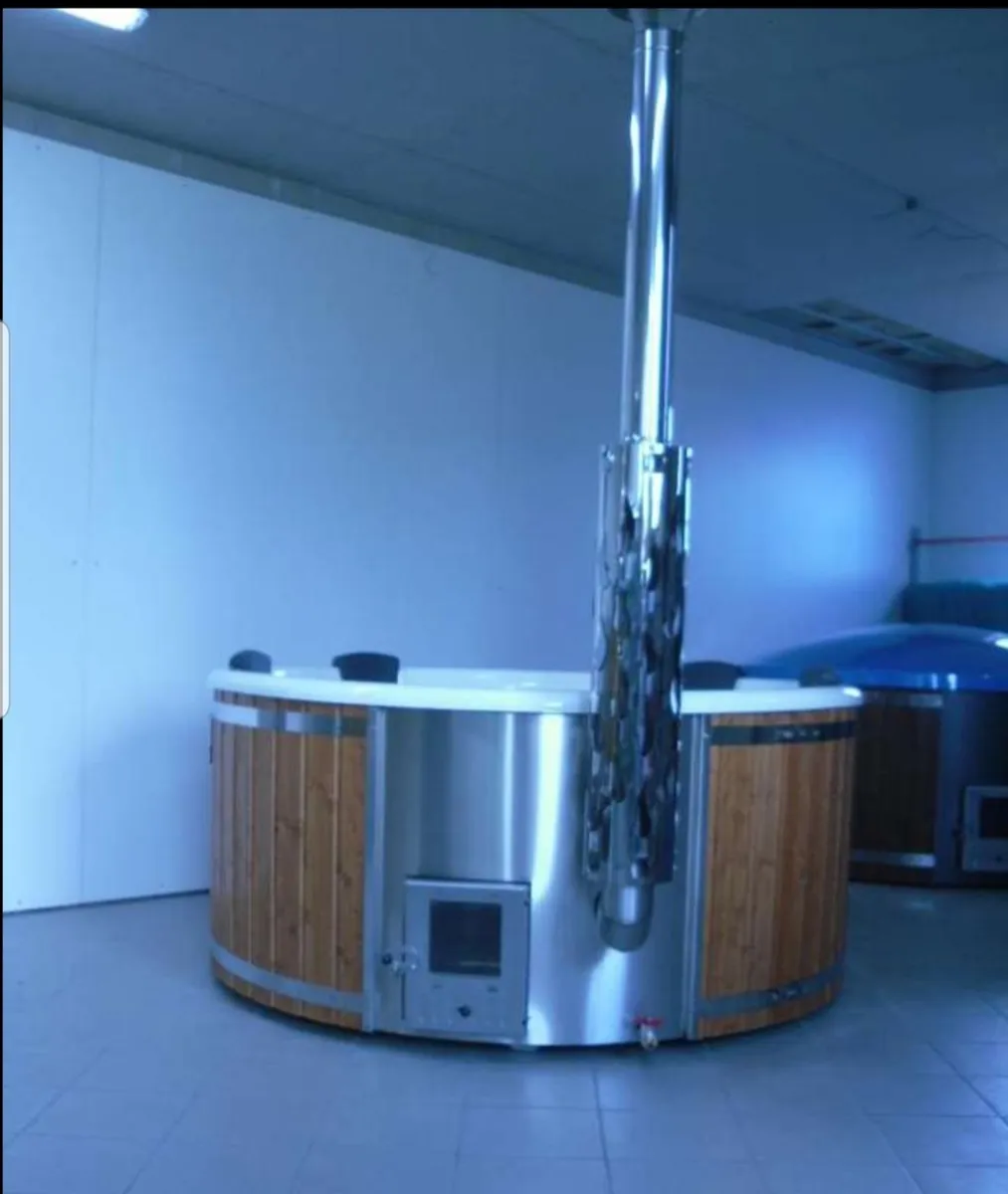 Hot tub - Jacuzzi - Image 3