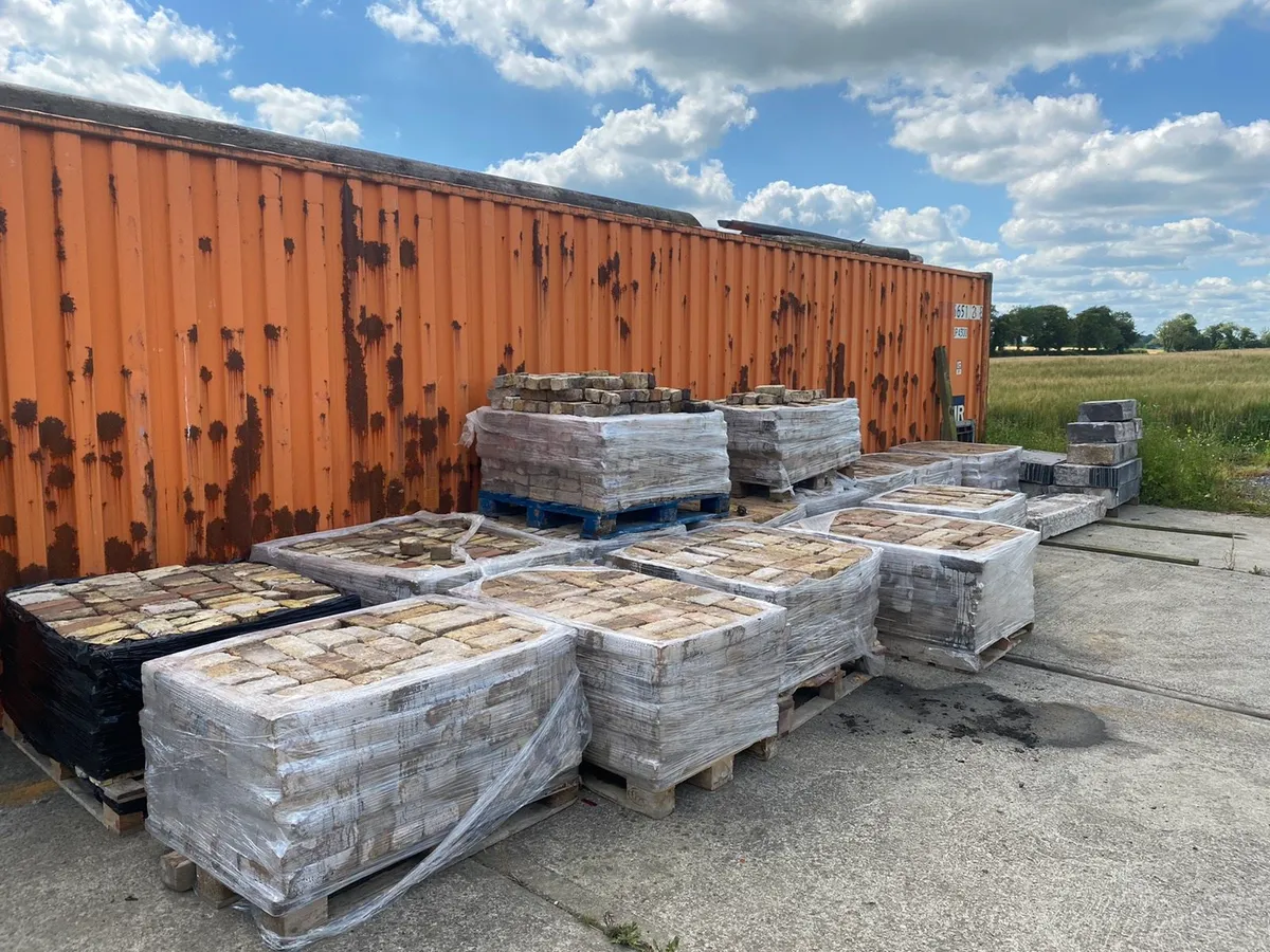 Small Deliveries Screened Topsoil Sand Stone - Image 3