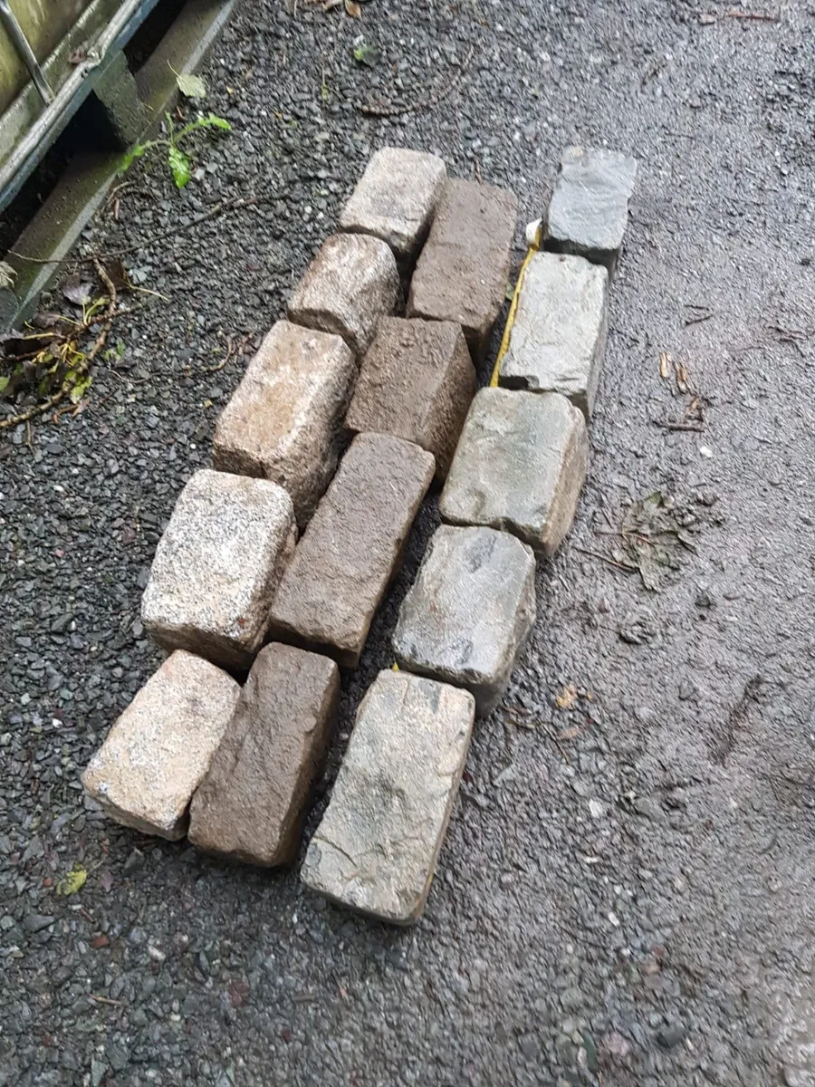 Salvage 6" Kerbs in Blue , Grey, Brown, Black €20m - Image 1