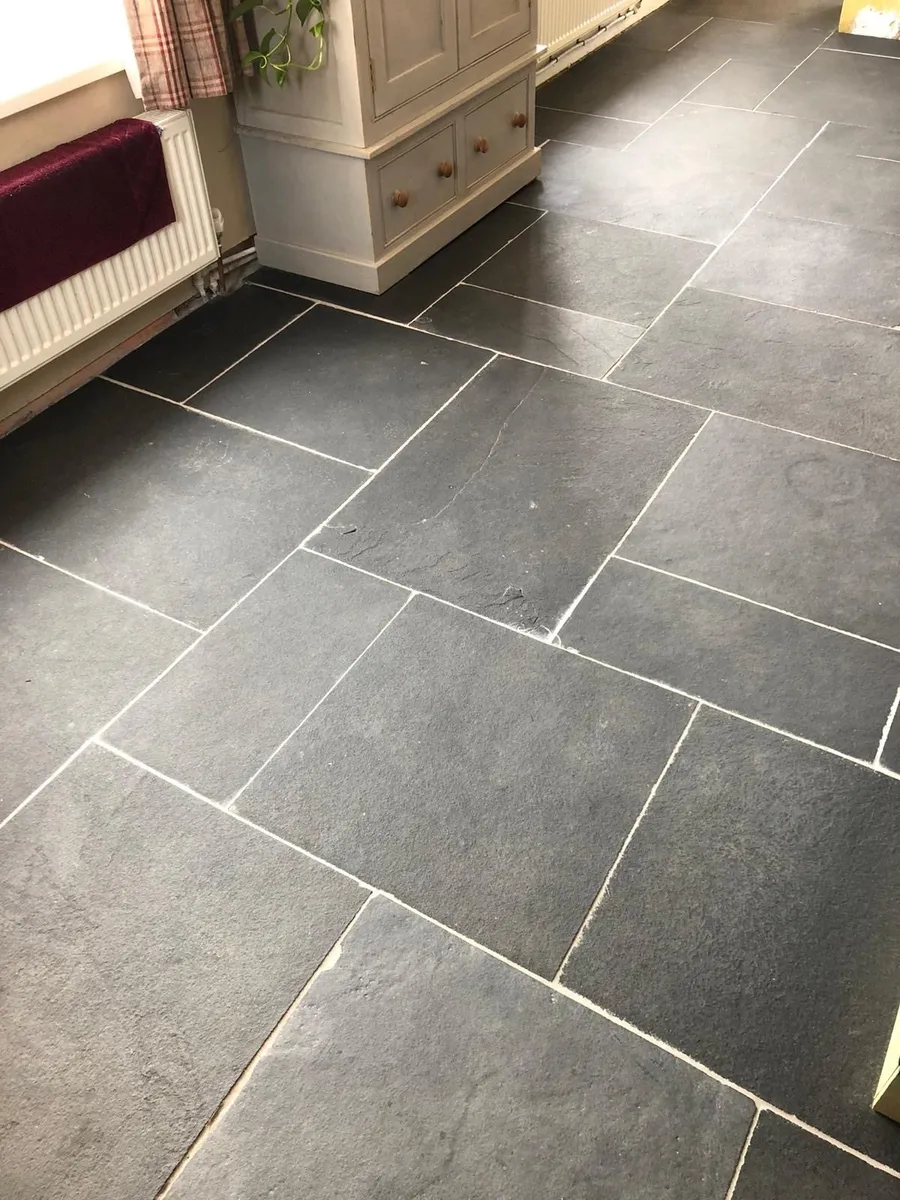 Valentia Black Limestone Slate Flagstones 20m2 - Image 4