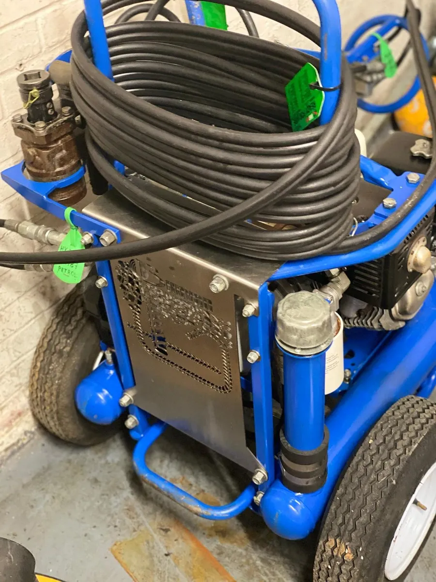 Now stocking Whiteman 36"walk behind powerfloat - Image 3