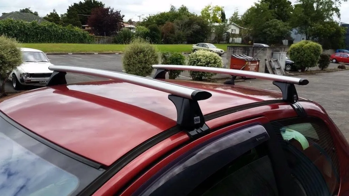 ROOF BAR KITS & ACCESSORIES - Image 2