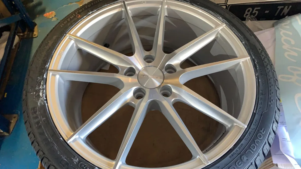 New Veemann 18" vfs25 silver
