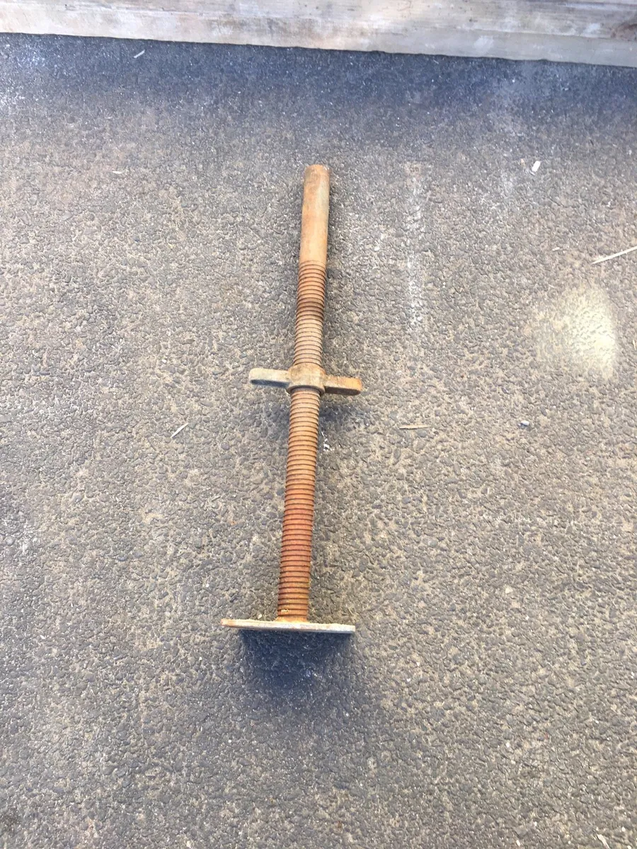 Scaffolding components - Image 3