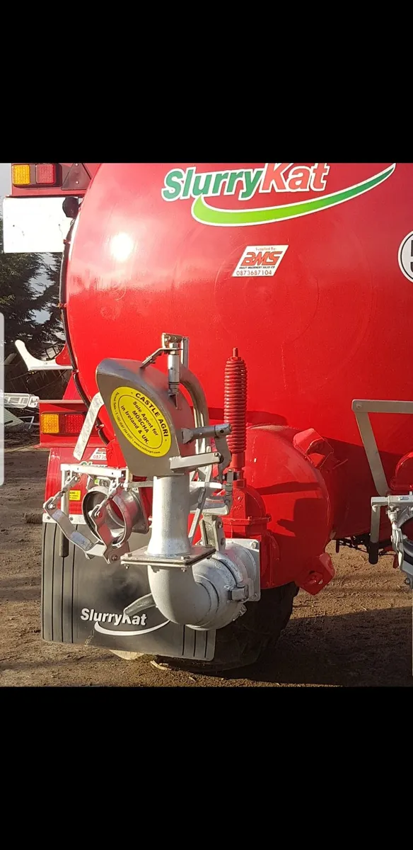 Swivel Spreader. Avoid mycotoxins in silage. - Image 1