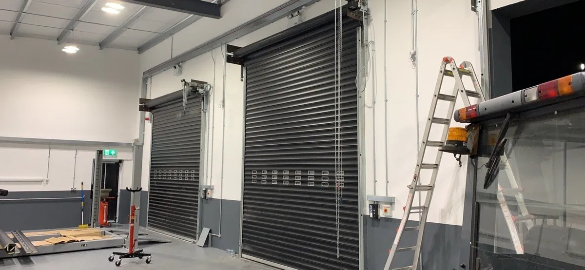 Roller doors - Image 2