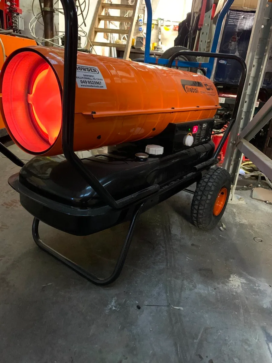 SPACE HEATER - Image 1