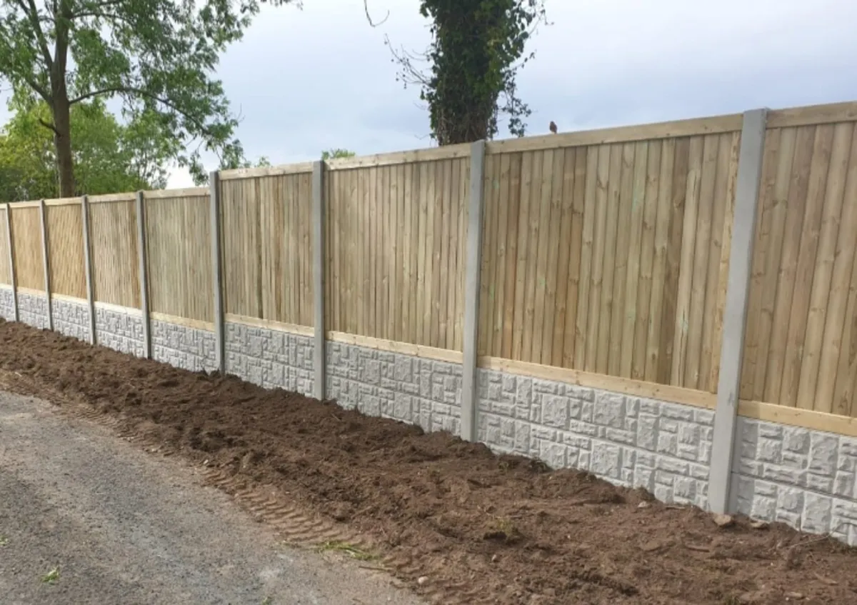 Precast Concrete & Timber Panel Fencing - Image 3