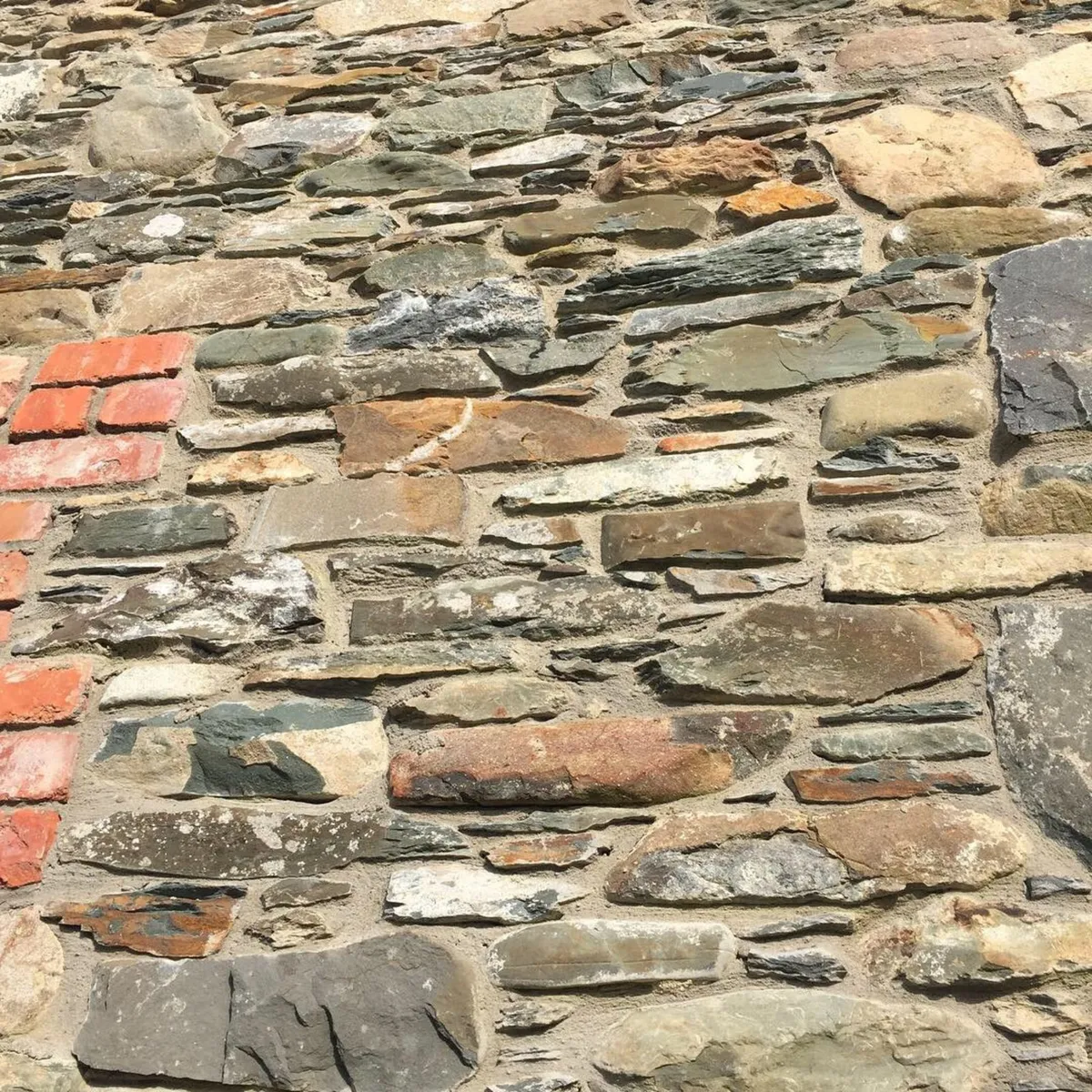 SALVAGED SUPERIOR FIELDSTONE - Image 3