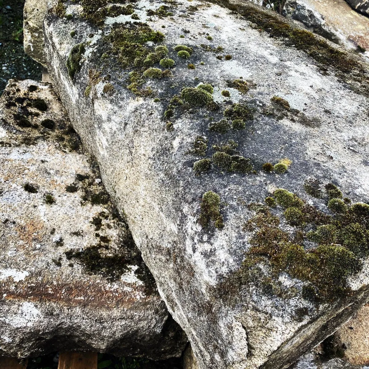 RECLAIMED LARGE GRANITE STEPS - Image 4