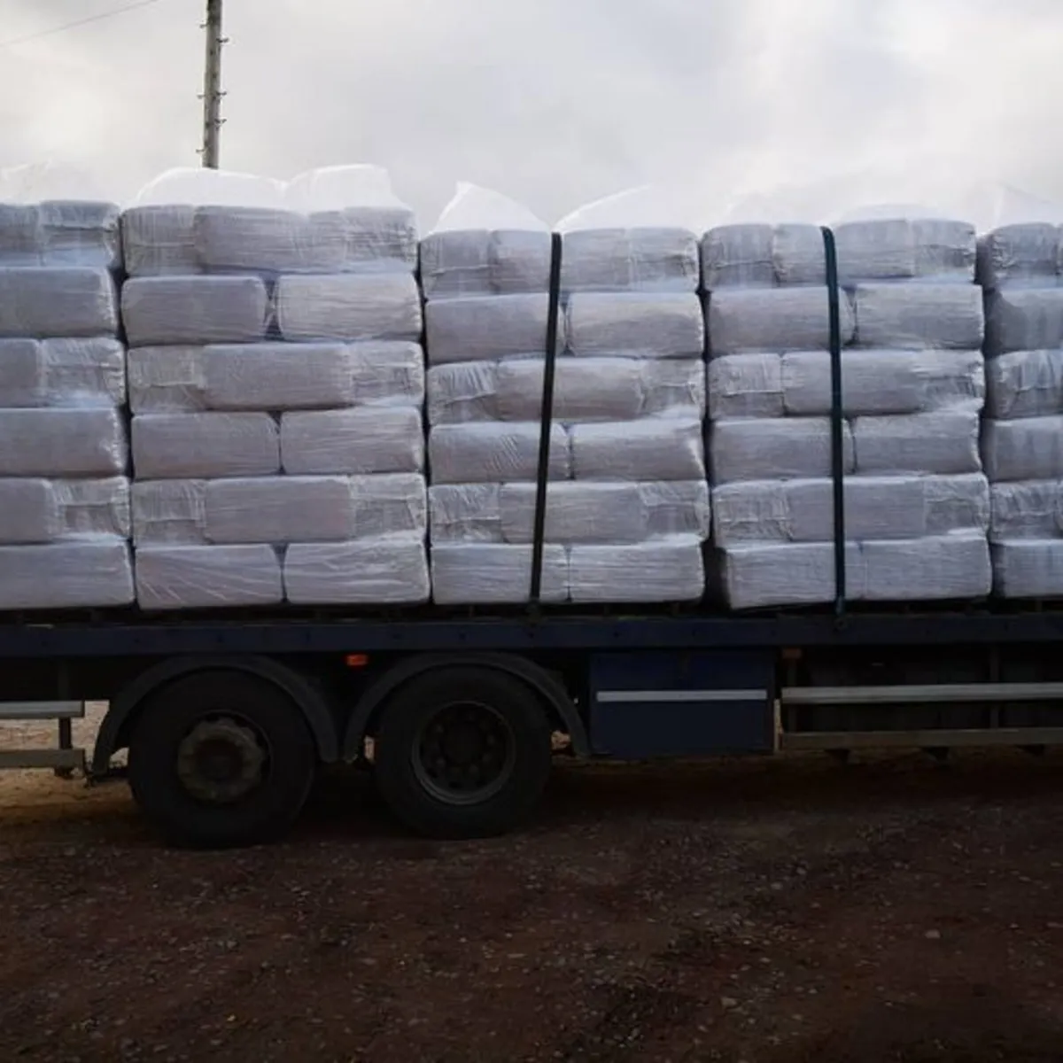 Baled Shavings ,, Jumbo Bags MIX , BULK - Image 1