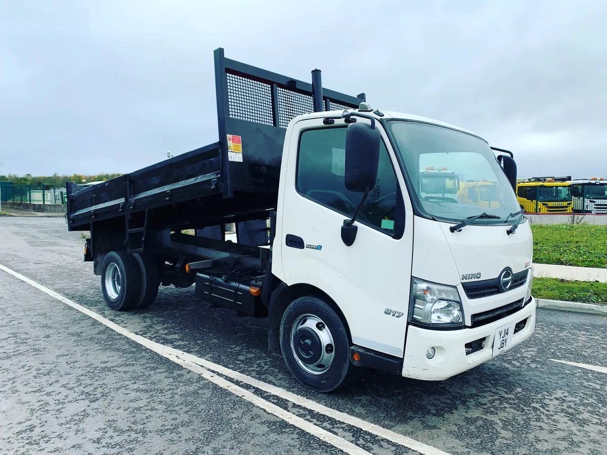 All Tippers - Image 4