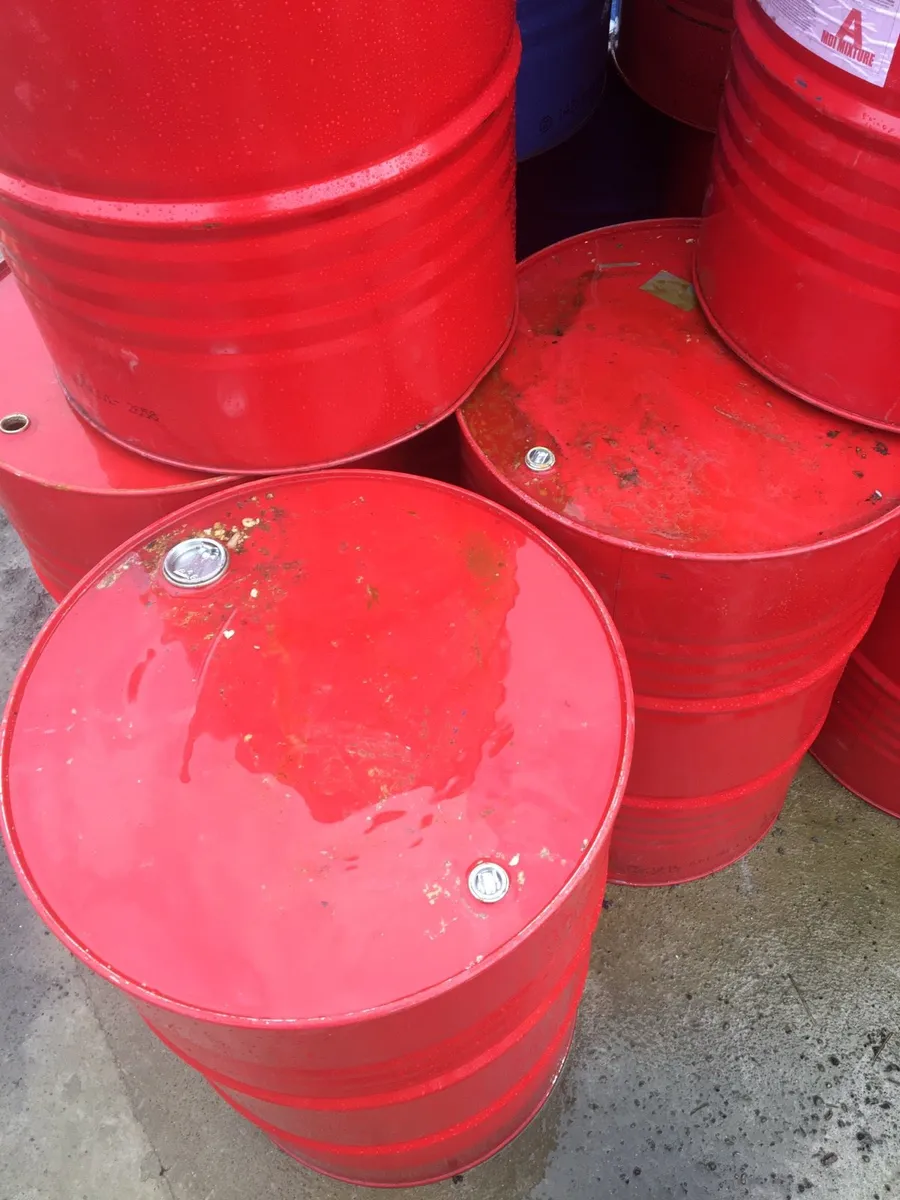 Barrels and ibc tanks for sale - Image 2