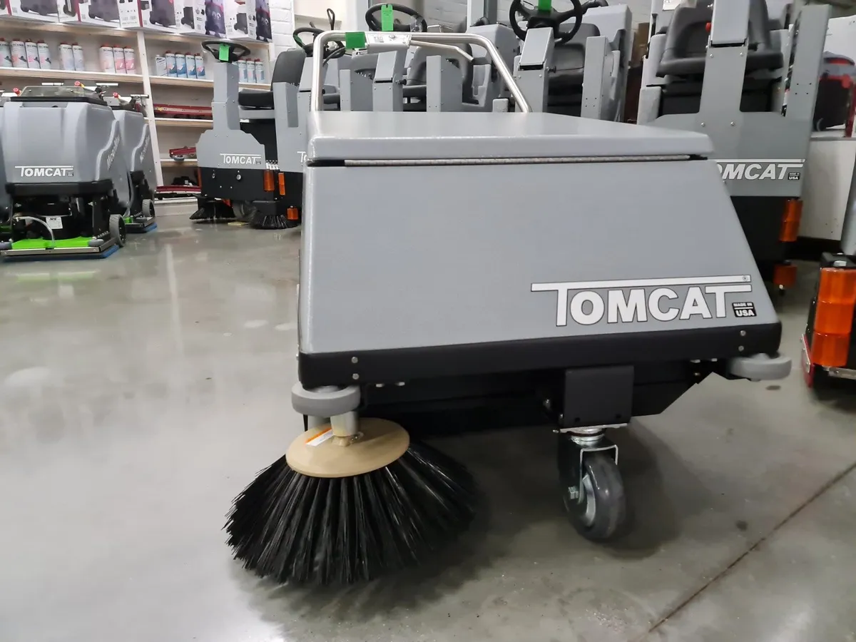 Tomcat GT Heavy duty walk behind weeper - Image 4
