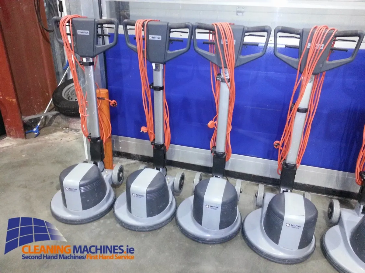 Nilfisk FM400 floor buffers/polishers/scrubbers - Image 2