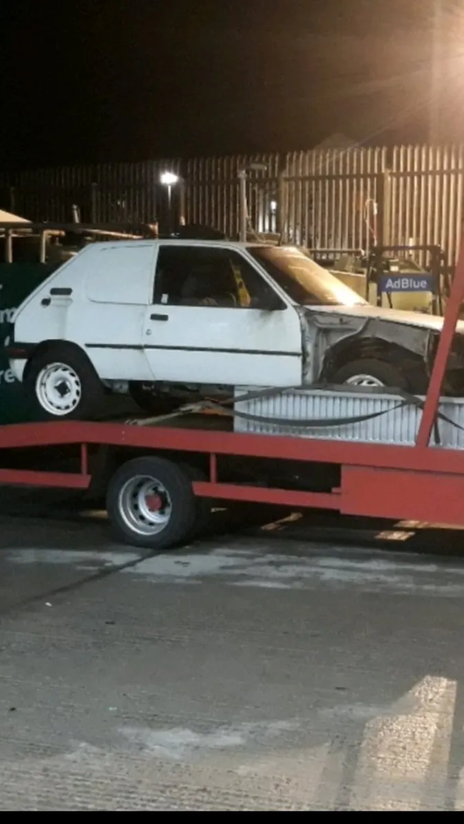 Peugeot 205 Gti  BREAKING - Image 2