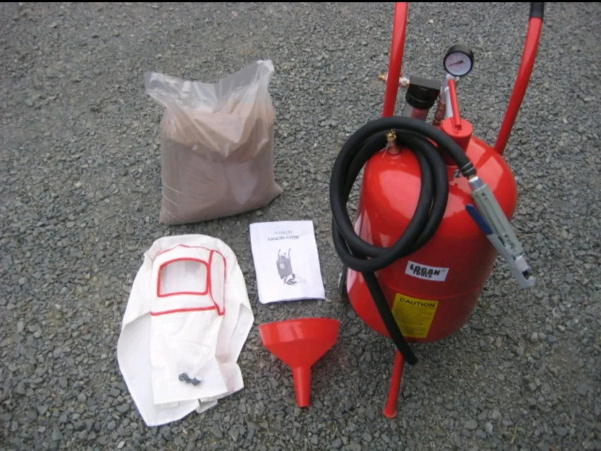 Sandblasting sand - Image 1