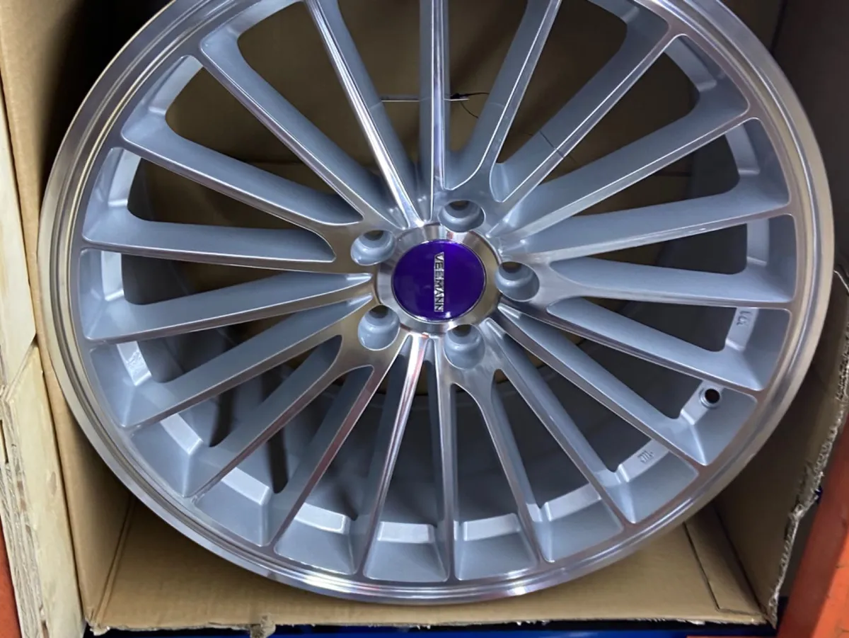 Upgrade centre caps at Fk Veemann - Image 2