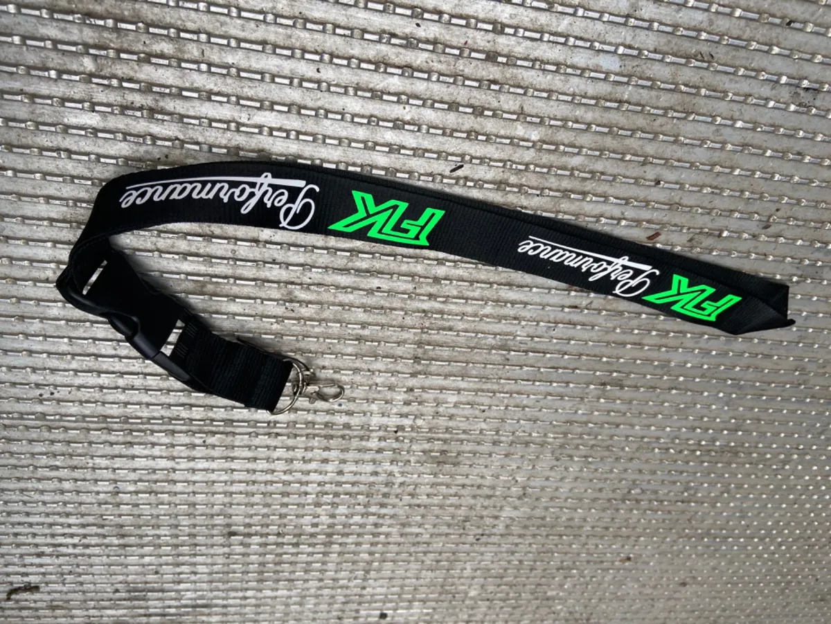 18” Spielberg 5x112 golf passat jetta alloys - Image 4