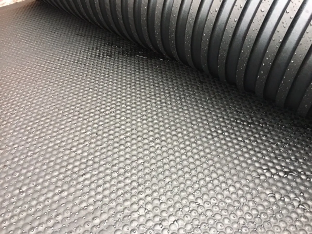 Rubber Stable mats 6x4 15 mm thick  €49 each - Image 2
