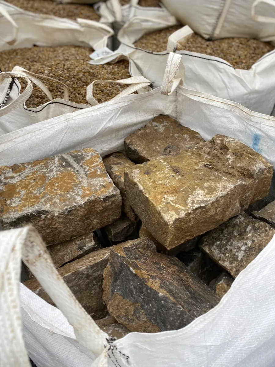 Old Salvage White Limestone Quoins / Cornerstones - Image 2