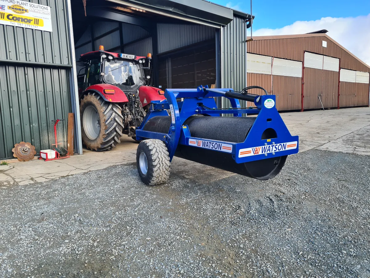 12 ft end tow roller for hire. - Image 3