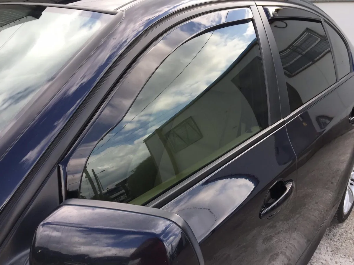 WIND DEFLECTORS • 2&4 PIECE SETS - Image 4