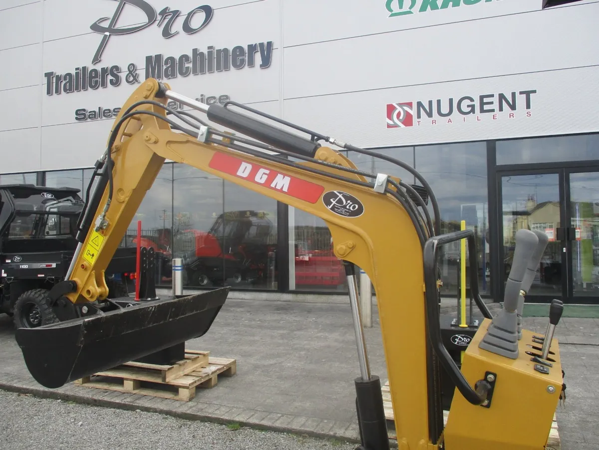 micro digger DGM  ET 1.0 ton - Image 3