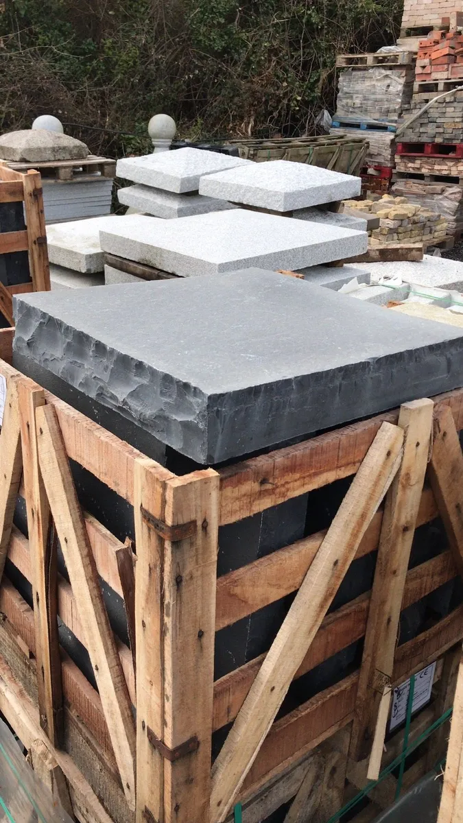 Limestone Pier Caps  Brown &  Black - Image 2