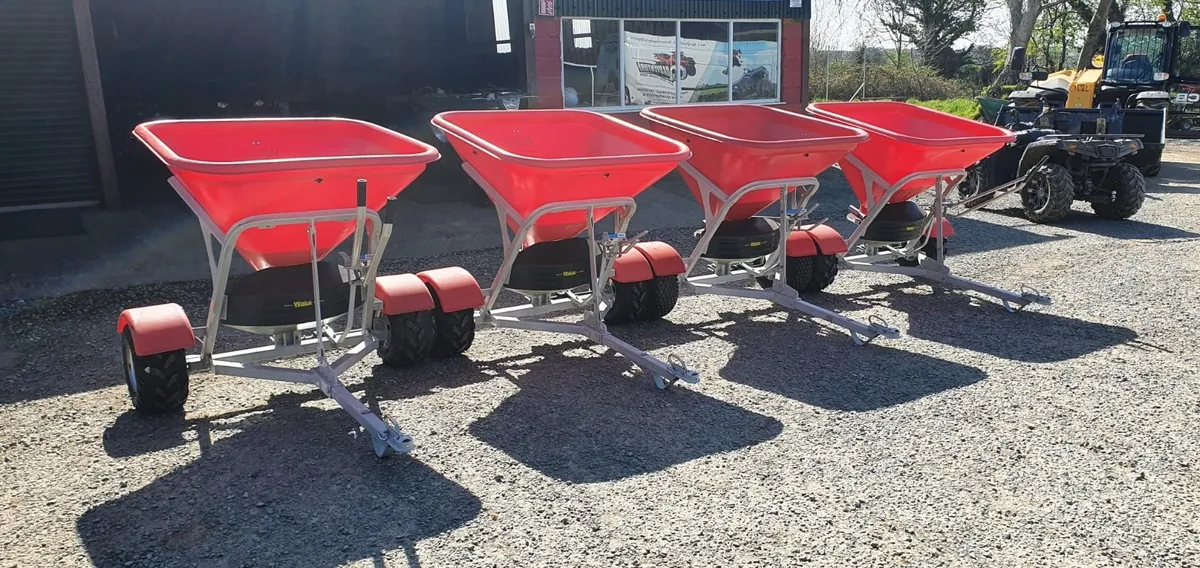 New Walco 3.50 Fertiliser Spreaders - Image 3