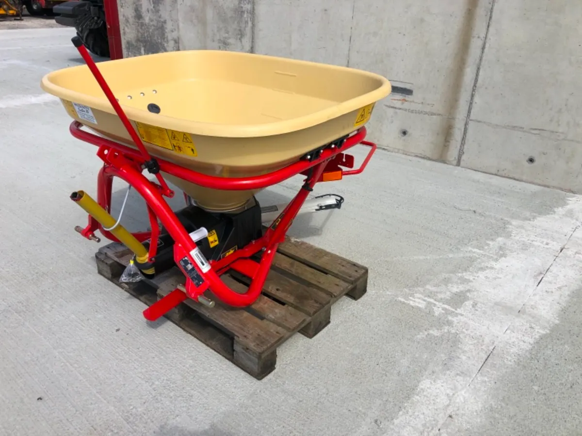 Vicon PS 403 Fertiliser Spreader - Image 2