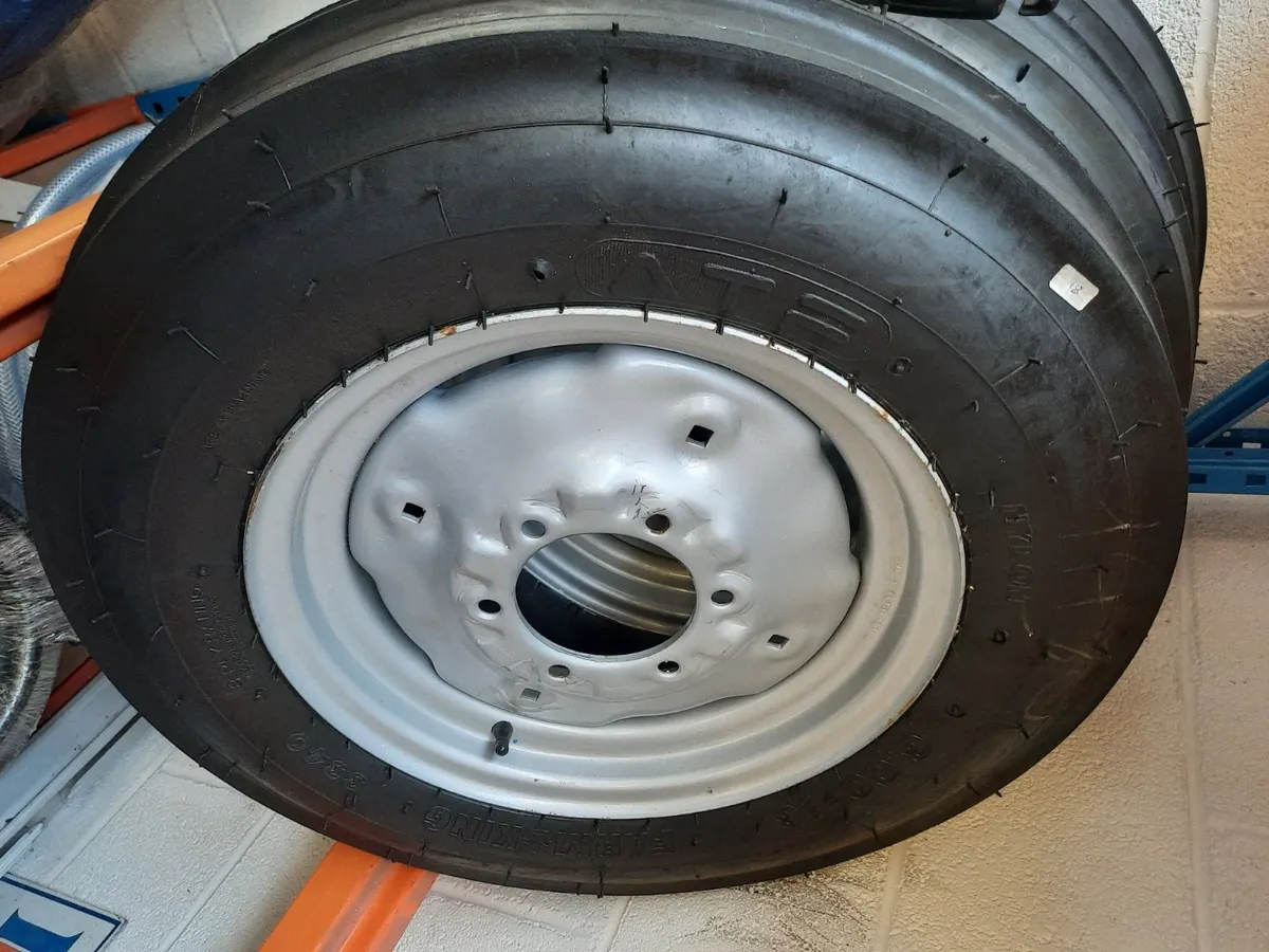 Tractor wheels Complete - Image 3