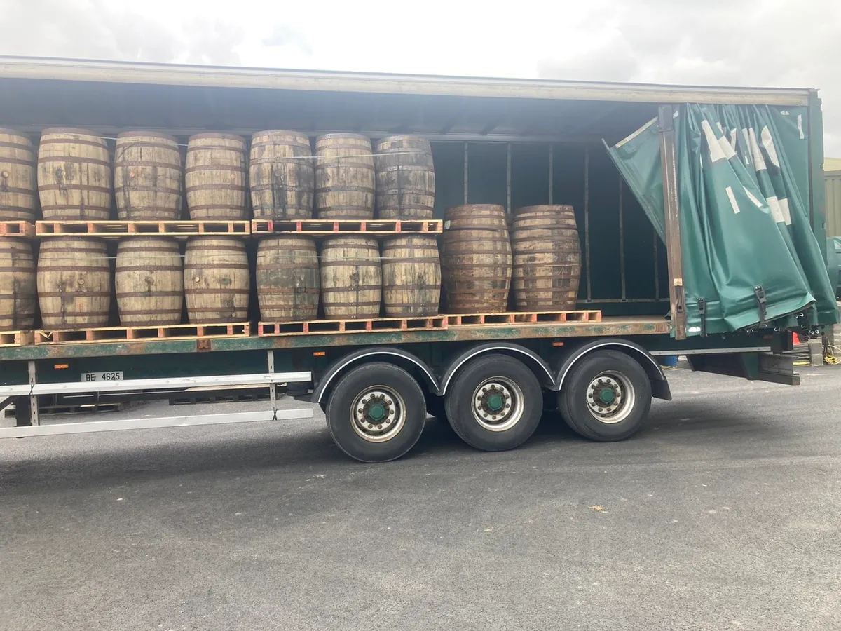 FLAT TOP WHISKEY BARRELS FOR BEER GARDENS - Image 2