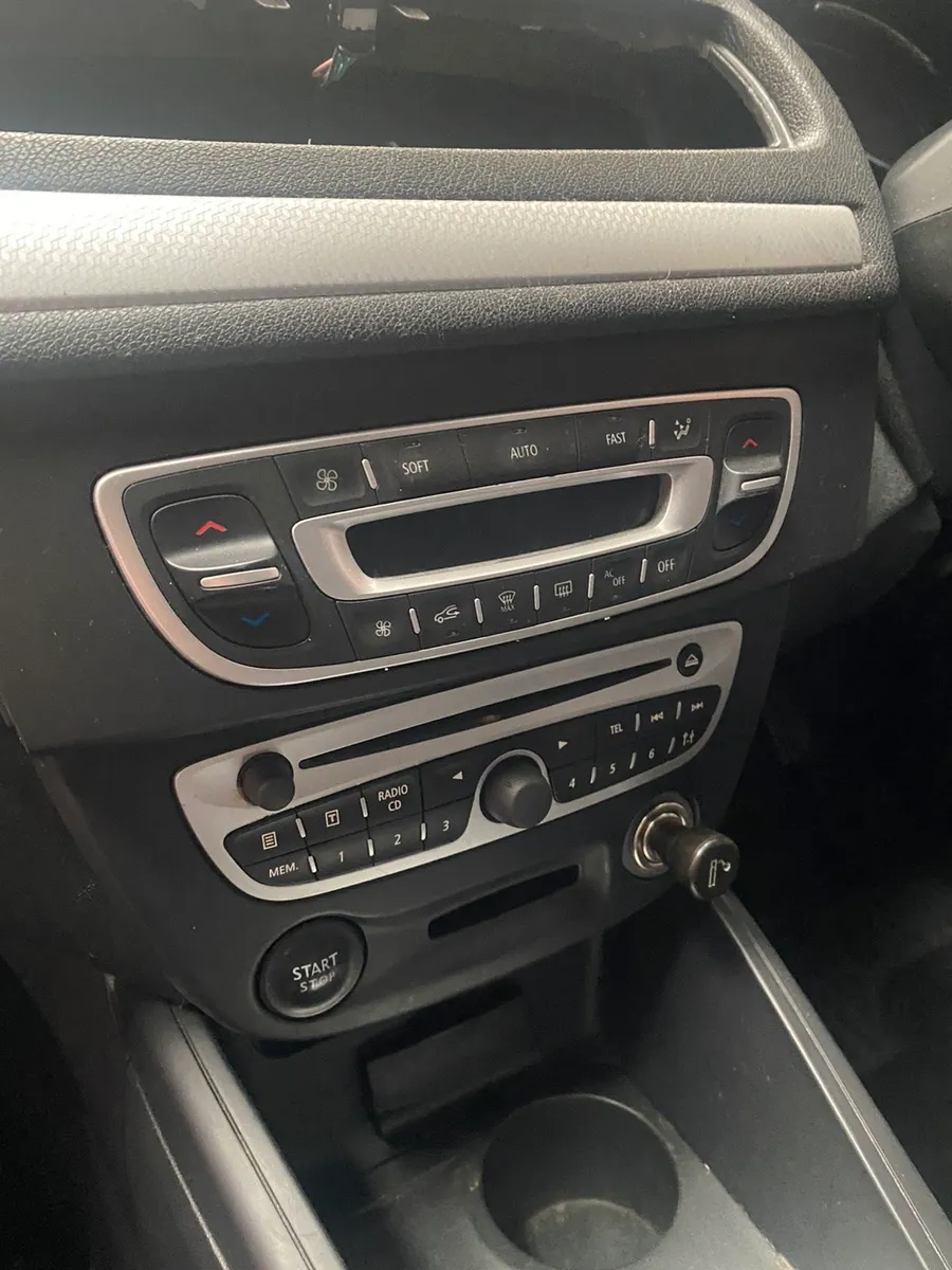 Renault Megane Estate 1.5dci 110 for breaking - Image 2